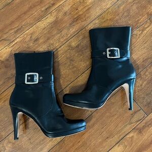 Ann Taylor Elegant Black Leather Ankle Boots with silver buckle